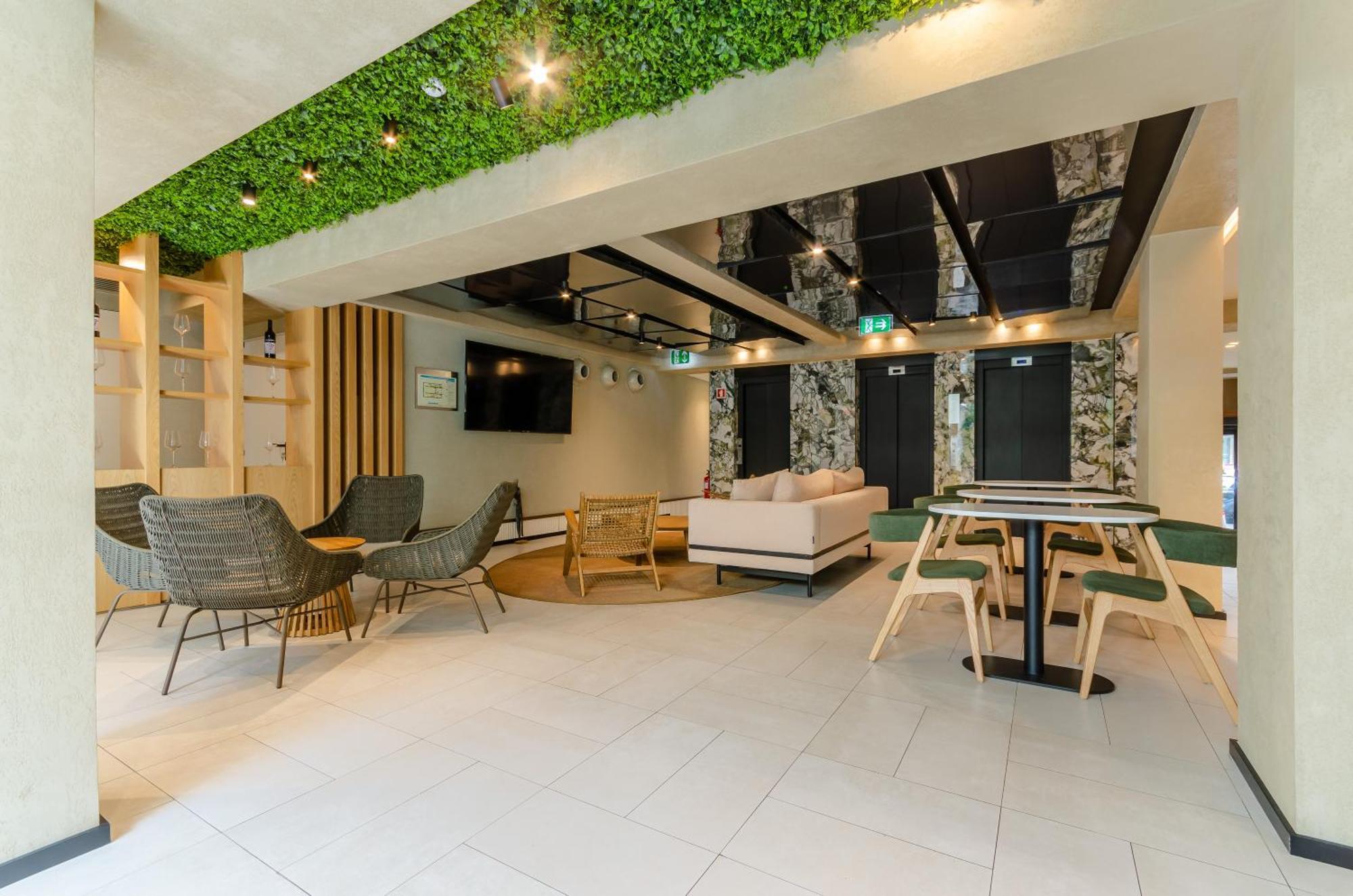 Omid Saldanha Hotel — Photos 1
